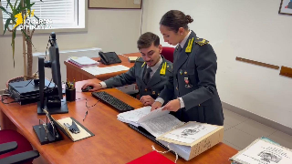 Pesaro - Oltre 2,5 milioni occultati al fisco: nei guai 51 colf e badanti